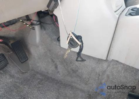 2002 GMC Yukon Sle из США, поврежденный, VIN 1GKEC13Z02R209562